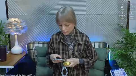 Snapshot of powerrr_ chatting on 05-02-26, 05:01 Lola online show from 05-02-26, 05:01