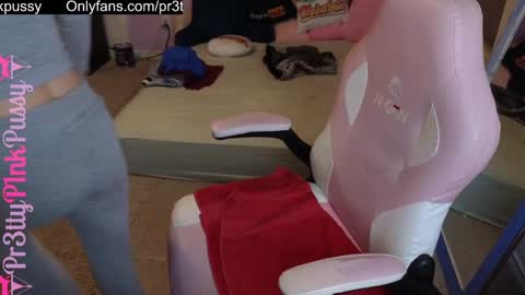 Snapshot of pr3ttyp1nkpussy chatting on 01-09-25, 02:11 Evangeline Eva Darling online show from 01-09-25, 02:11