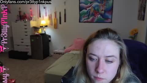 Snapshot of pr3ttyp1nkpussy chatting on 02-26-25, 01:32 Evangeline Eva Darling online show from 02-26-25, 01:32