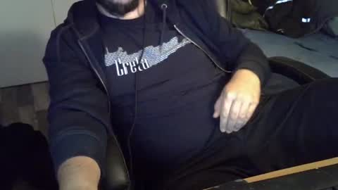 Snapshot of pralg chatting on 10-17-25, 07:16 pralg online show from 10-17-25, 07:16