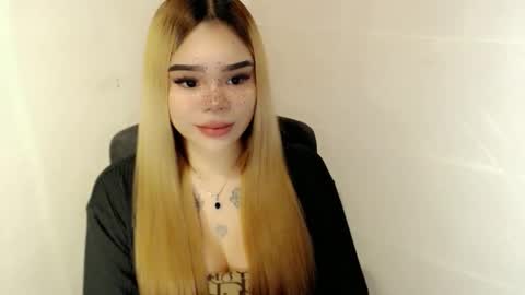 Snapshot of preciousangel69xxx chatting on 02-01-26, 02:54 MAXXINE online show from 02-01-26, 02:54