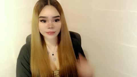 MAXXINE online show from 04-28-26, 05:45