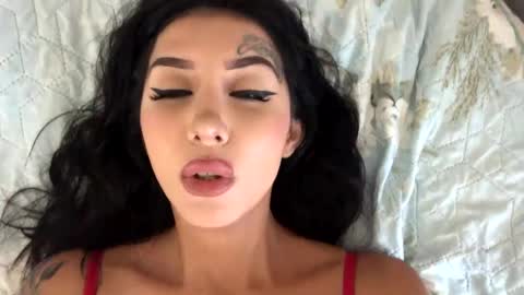 Snapshot of preciousmami chatting on 09-28-25, 12:38 preciousmami online show from 09-28-25, 12:38