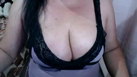 WELCOME IM SINGLE PREGNANT REALLY HARD TO BE A SINGLE WITH TWIN SO PLS STOP BEING RUDELIARWASTING TIME. BE CONSIDERATE. TNX online show from 02-01-25, 11:54