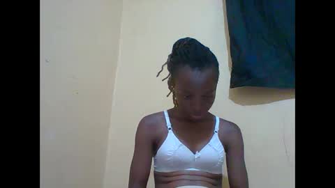 Snapshot of prekky chatting on 02-05-26, 05:39 lynn online show from 02-05-26, 05:39