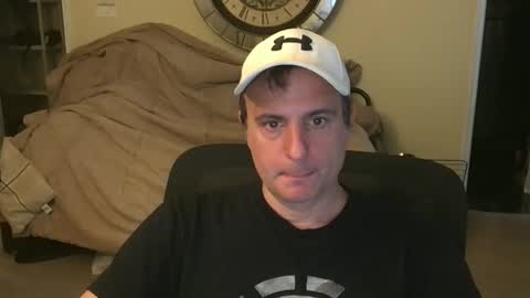 preppyguyintokink1 online show from 05-06-26, 08:36