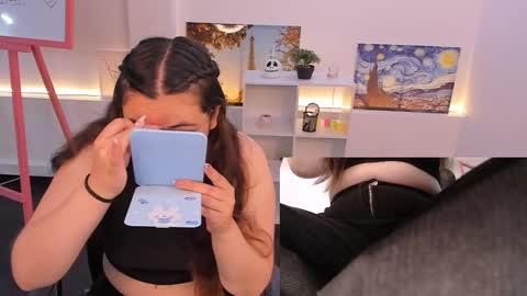 Snapshot of press_anykey chatting on 10-21-25, 12:06 Camila  online show from 10-21-25, 12:06