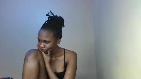 Snapshot of prettie_candy9 chatting on 10-20-25, 02:28 Prettie candy9 online show from 10-20-25, 02:28