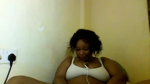 Prettie diva online show from 10-06-25, 12:19