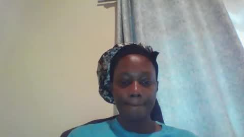 Snapshot of pretty_beib chatting on 04-02-26, 04:10 Karol online show from 04-02-26, 04:10
