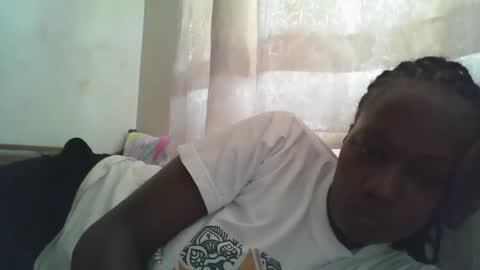 Snapshot of pretty_beib chatting on 05-03-26, 09:15 Karol online show from 05-03-26, 09:15