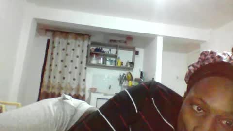 Karol online show from 07-28-26, 04:52