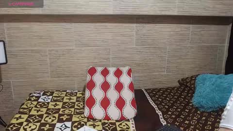 Snapshot of pretty_cristal22 chatting on 12-24-24, 01:38 pretty_cristal22 online show from 12-24-24, 01:38