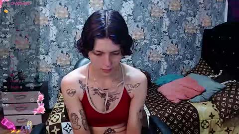 pretty_cristal22 online show from 04-26-26, 03:32