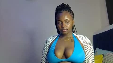 pretty_daina3 online show from 04-23-26, 06:21