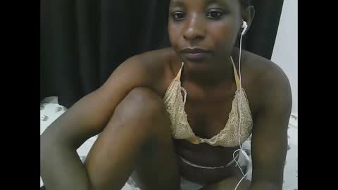 pretty online show from 04-15-26, 12:01