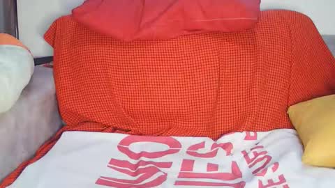 Snapshot of pretty_dollx01 chatting on 10-19-25, 12:28 Pretty dollx01 online show from 10-19-25, 12:28