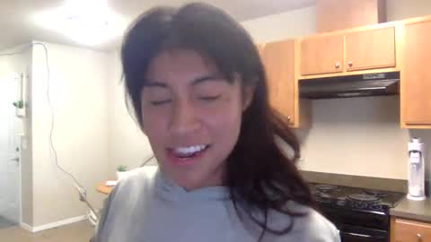 Snapshot of pretty_girl828687 chatting on 12-17-25, 11:33 pretty_girl828687 online show from 12-17-25, 11:33