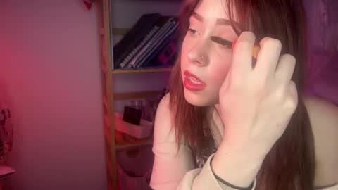 Snapshot of pretty_in_p1nk chatting on 01-28-25, 02:11 Sophie online show from 01-28-25, 02:11