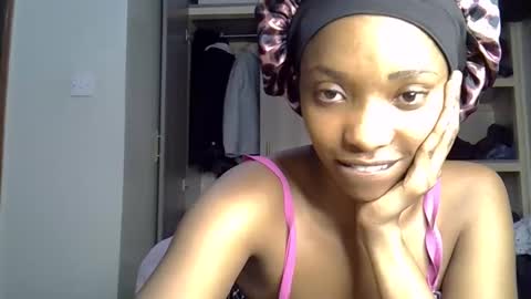Snapshot of pretty_jazmine chatting on 09-21-25, 06:09 Jaz online show from 09-21-25, 06:09