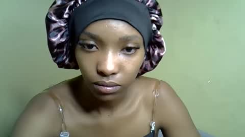 Snapshot of pretty_jazmine chatting on 10-08-25, 06:05 Jaz online show from 10-08-25, 06:05