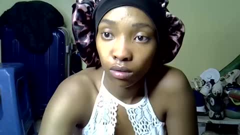 Snapshot of pretty_jazmine chatting on 10-26-25, 07:42 Jaz online show from 10-26-25, 07:42