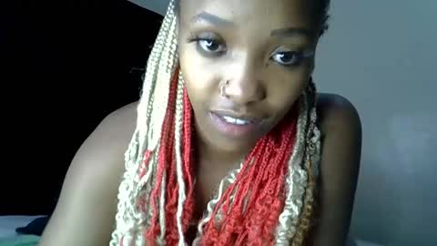 Snapshot of pretty_jazmine chatting on 11-14-25, 04:49 Jaz online show from 11-14-25, 04:49