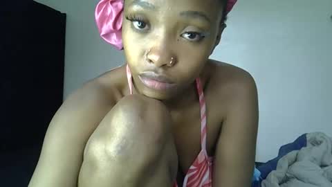 Snapshot of pretty_jazmine chatting on 11-17-25, 05:02 Jaz online show from 11-17-25, 05:02