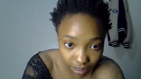 Snapshot of pretty_jazmine chatting on 12-04-25, 01:26 Jaz online show from 12-04-25, 01:26
