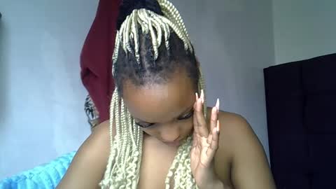 pretty jazminee online show from 06-10-26, 07:07