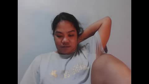 pretty_jewel05 online show from 09-08-25, 02:16