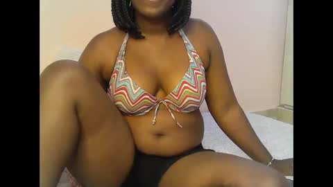 pretty_kylah online show from 12-17-25, 12:00