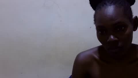 pretty_leila1 online show from 03-16-26, 07:01