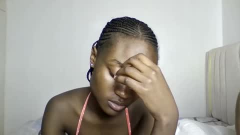 pretty luv1 online show from 02-17-26, 08:44