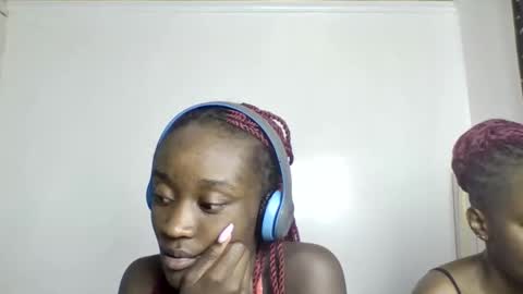 Snapshot of pretty_luv1 chatting on 03-23-26, 09:52 pretty luv1 online show from 03-23-26, 09:52