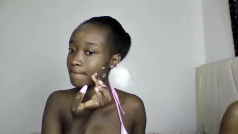 Snapshot of pretty_luv1 chatting on 04-01-26, 10:16 pretty luv1 online show from 04-01-26, 10:16