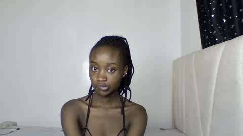 Snapshot of pretty_luv1 chatting on 05-12-26, 11:07 pretty luv1 online show from 05-12-26, 11:07