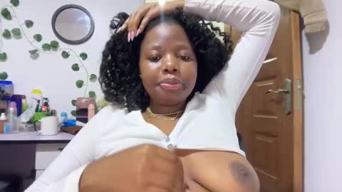 Pretty peaches online show from 03-08-26, 02:04