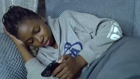 pretty_petite24 online show from 03-10-26, 01:16