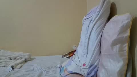 Snapshot of pretty_petite_ebony chatting on 02-21-25, 08:38 pretty_petite_ebony online show from 02-21-25, 08:38