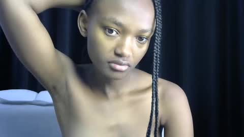 Snapshot of pretty_queennie chatting on 06-05-26, 01:23 Pretty doll online show from 06-05-26, 01:23