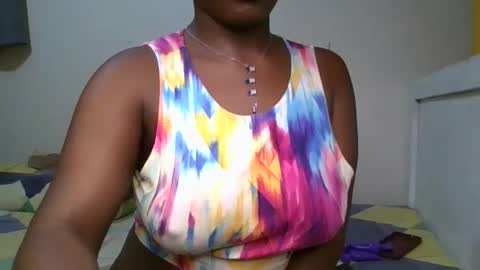 Snapshot of pretty_shila chatting on 10-10-25, 12:48 pretty_shila online show from 10-10-25, 12:48