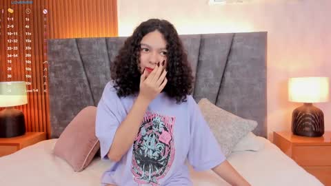 Daisy Flower online show from 12-14-24, 02:12