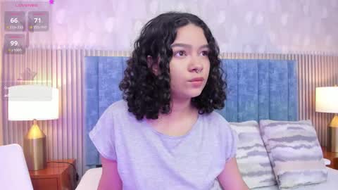 Snapshot of pretty_sunlight_ chatting on 11-22-25, 01:37 Daisy Flower online show from 11-22-25, 01:37