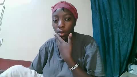 pretty_tiffany1 online show from 03-29-26, 04:01