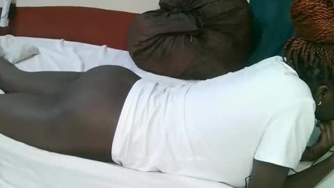 pretty_tiffany1 online show from 04-20-26, 07:44