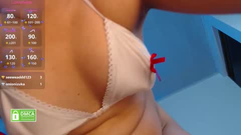 Snapshot of pretty_valen chatting on 10-03-25, 07:33 Valentina online show from 10-03-25, 07:33