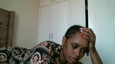 zii online show from 02-10-26, 09:24