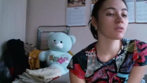 Bella online show from 12-21-25, 05:47