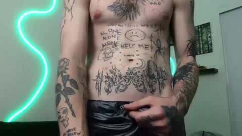 pretty boy online show from 11-05-25, 04:34